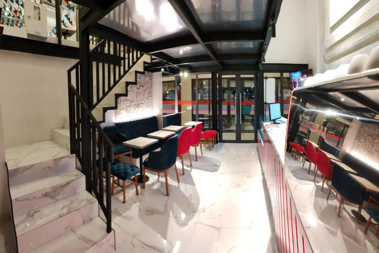 Moritz Inn Bsd Tangerang Exterior foto